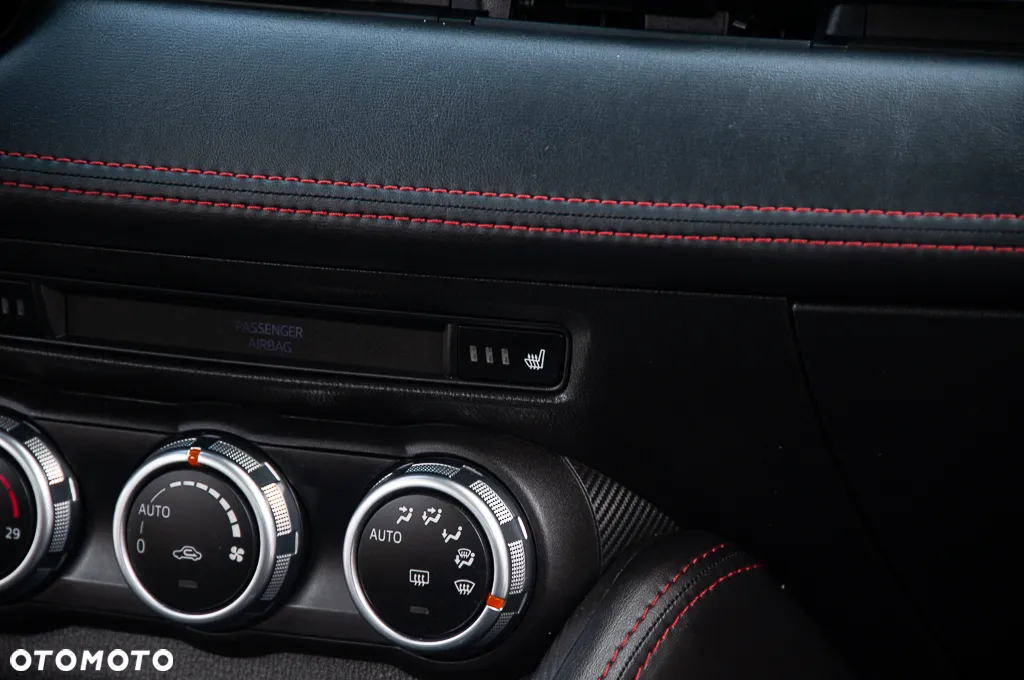Mazda 2 SKYACTIV-D 105 Exclusive-Line - 27