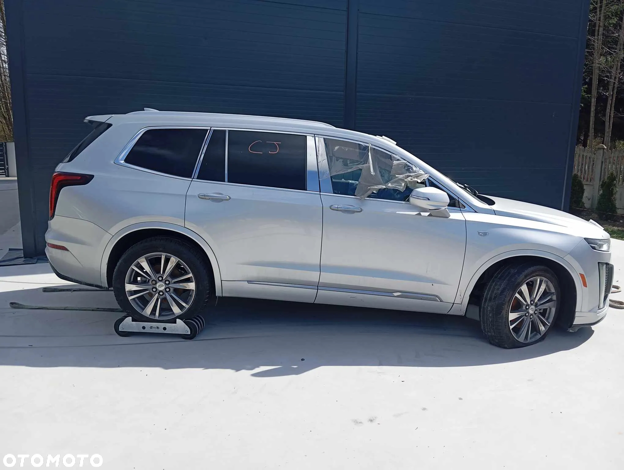 Cadillac XT6 - 3