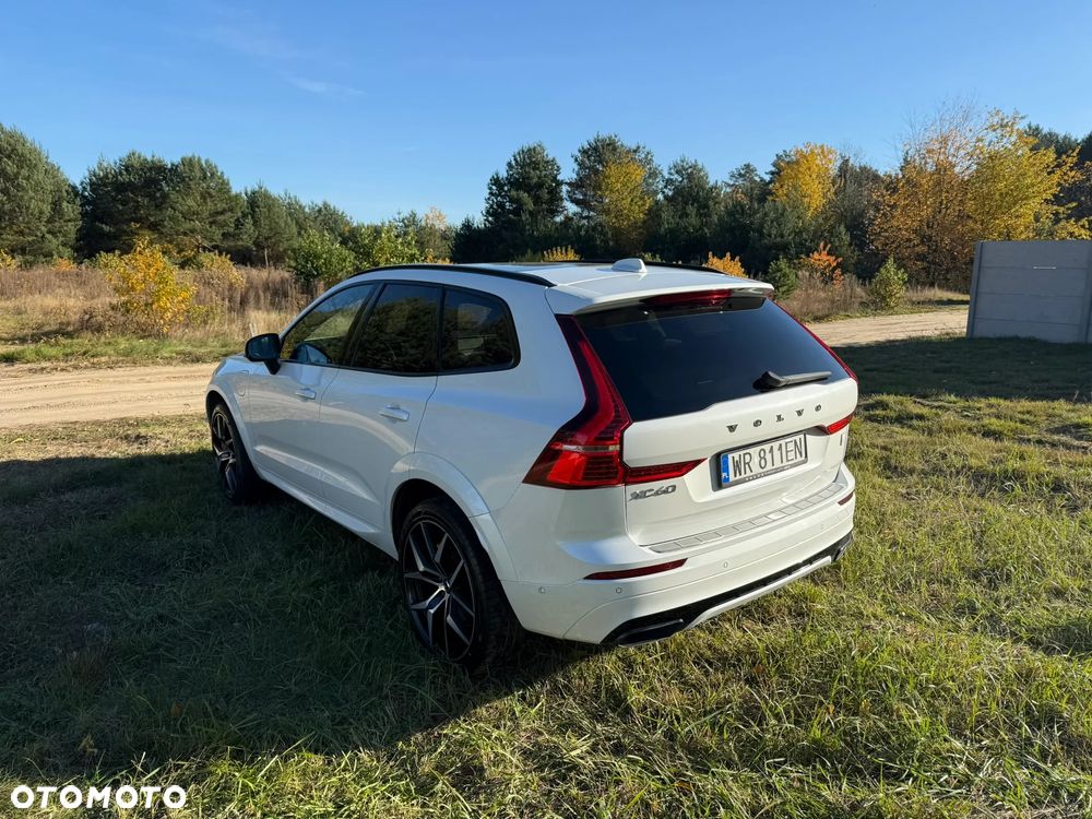 Volvo XC 60 T8 Plug-In Hybrid AWD Polestar Engineered - 4