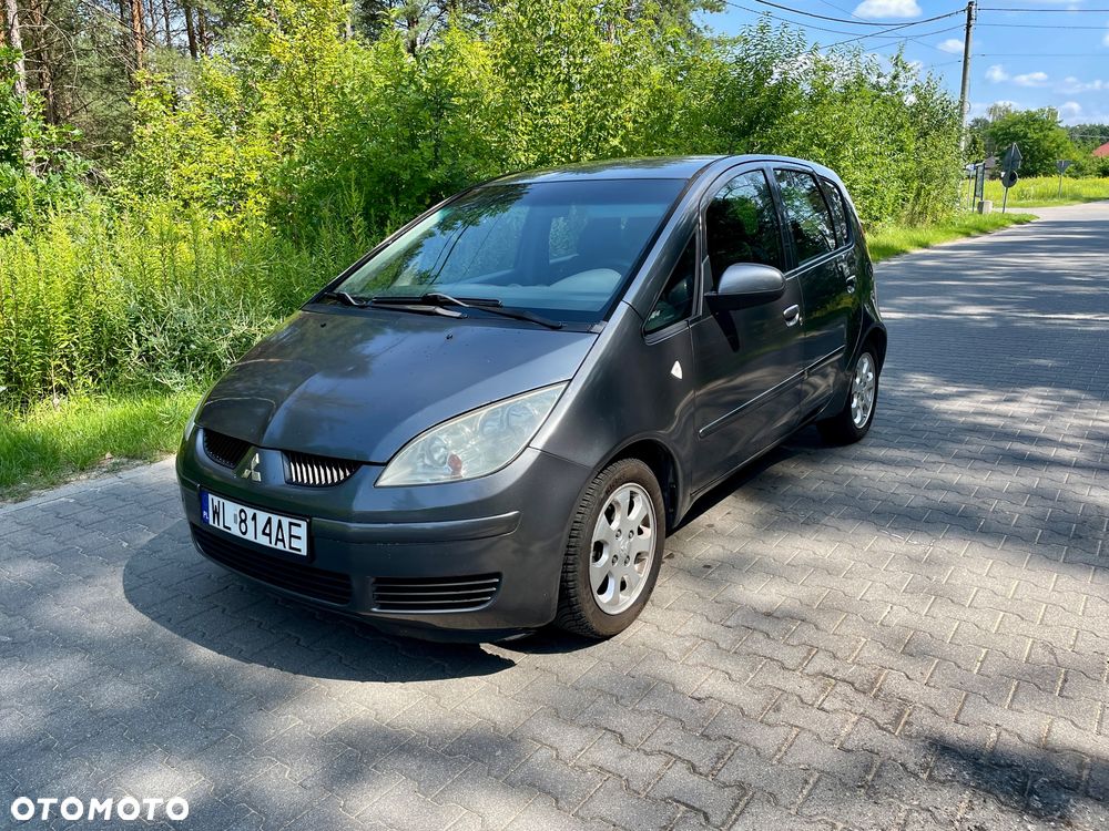 Mitsubishi Colt - 1