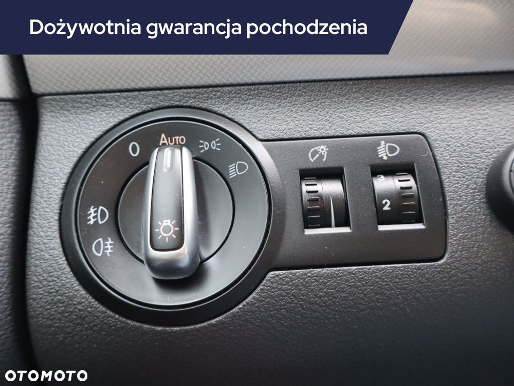 Volkswagen Touran - 21