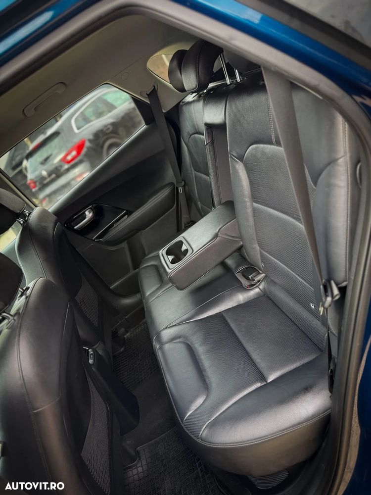 Kia Niro 1.6 GDI 2WD Aut. Vision - 8