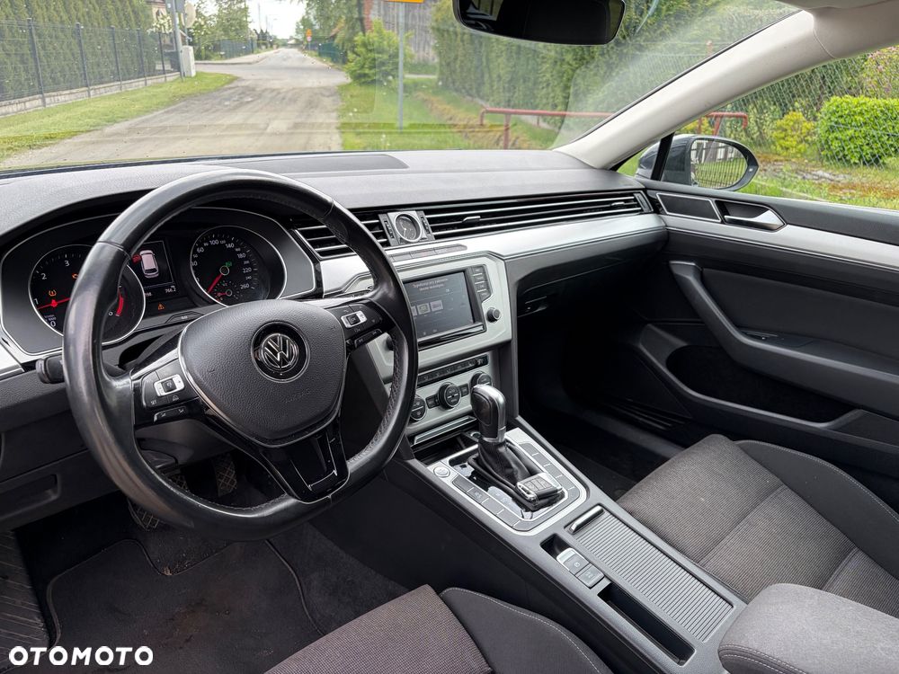Volkswagen Passat 2.0 TDI SCR DSG Highline - 13