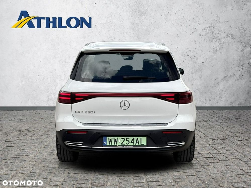 Mercedes-Benz EQB 250 70.5kWh Progressive - 4