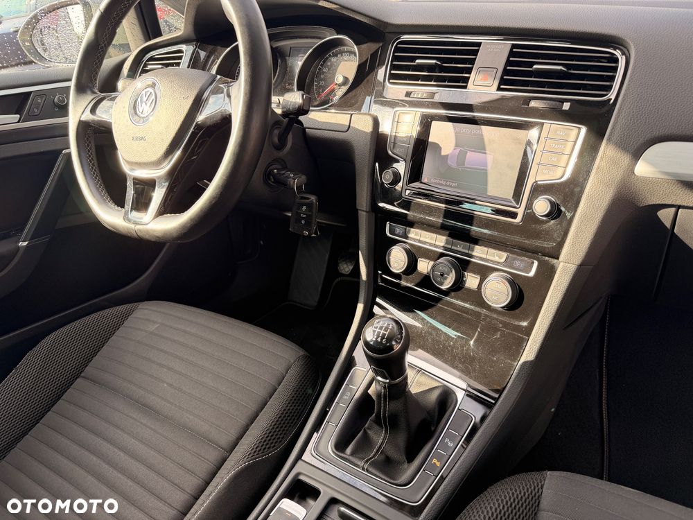Volkswagen Golf 1.4 TSI BlueMotion Technology Cup - 17