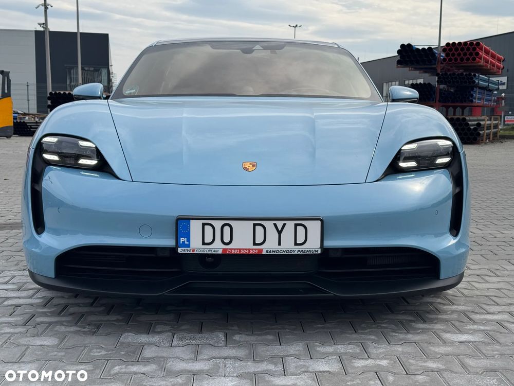 Porsche Taycan - 7