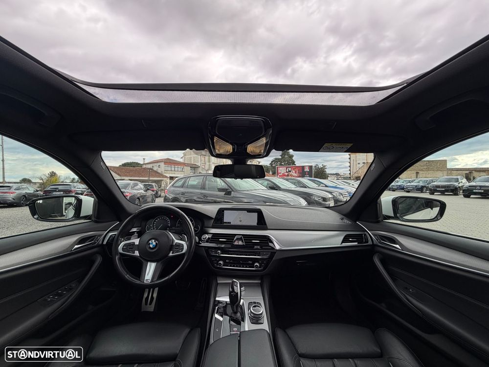 BMW 520 d Pack Desportivo M Auto - 20