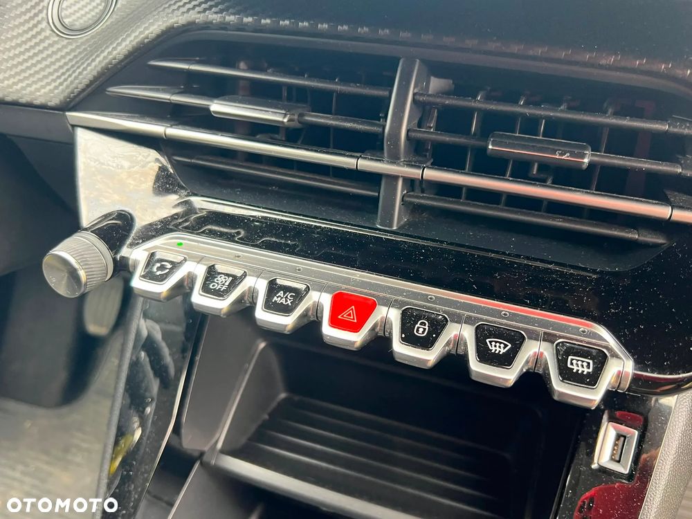 Peugeot 208 PureTech 110 Stop & Start Tech Edition - 15