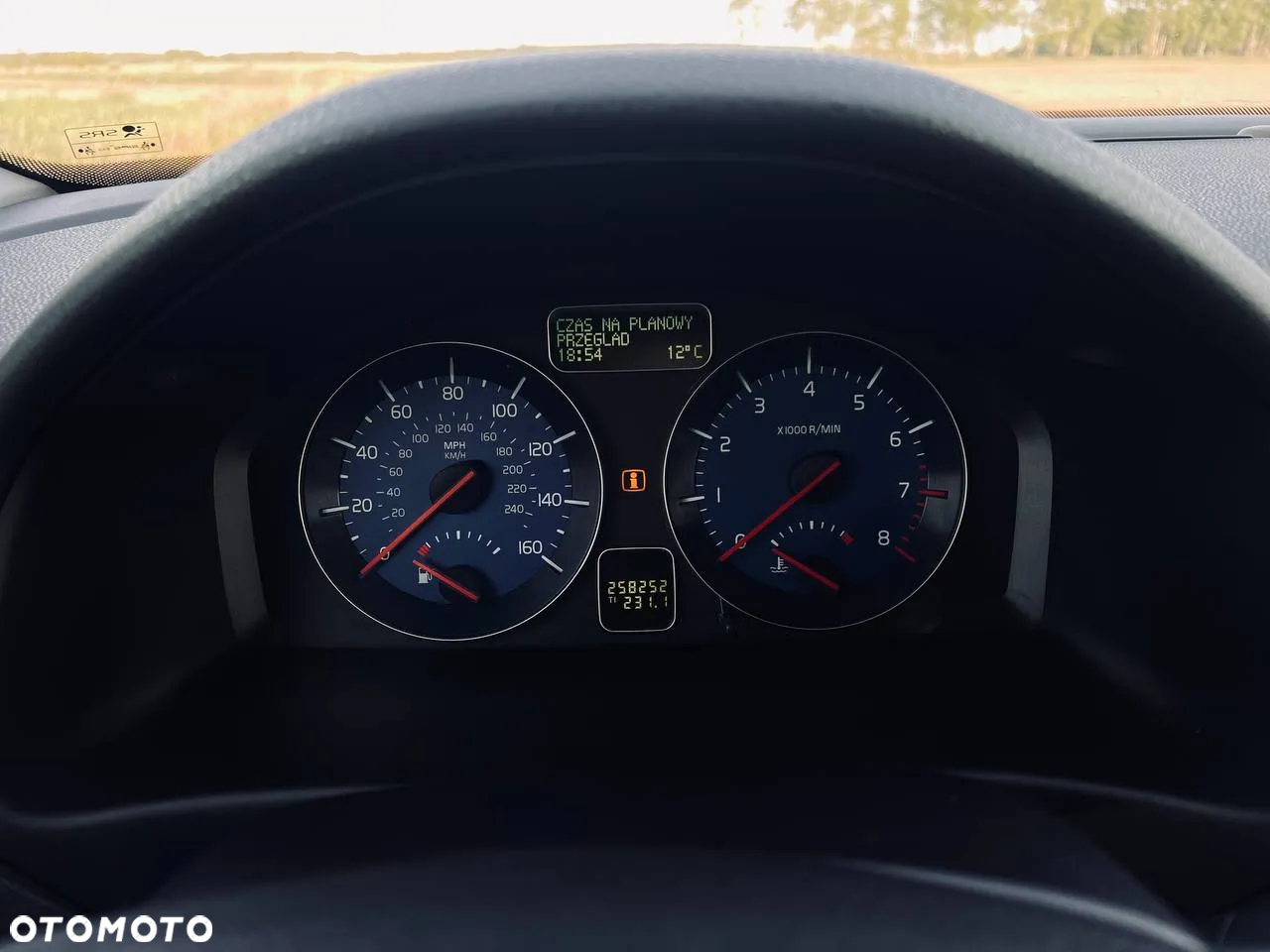 Volvo V50 T5 R-Design - 10