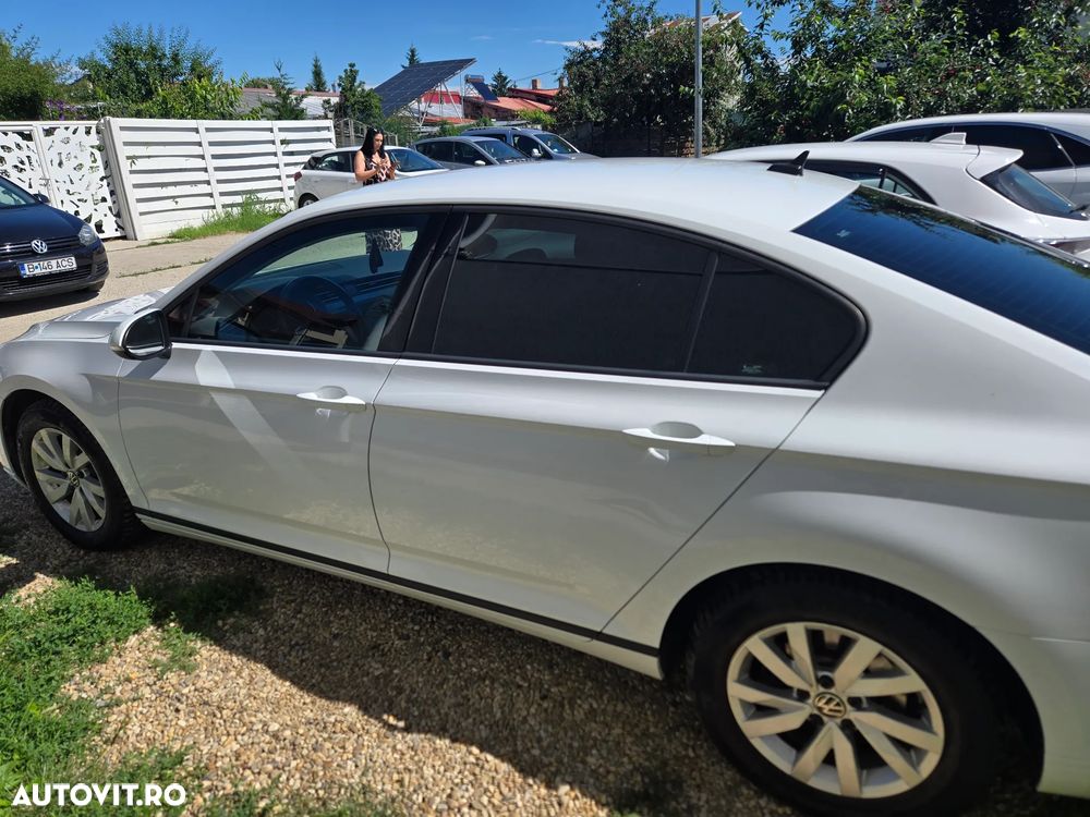 Volkswagen Passat 2.0 TDI DSG Comfortline - 17