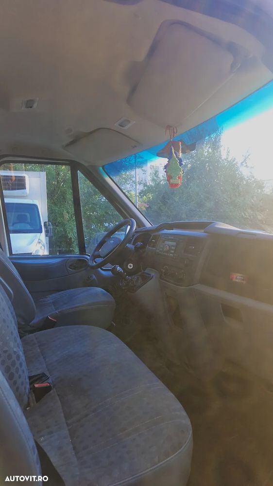 Ford Transit - 6