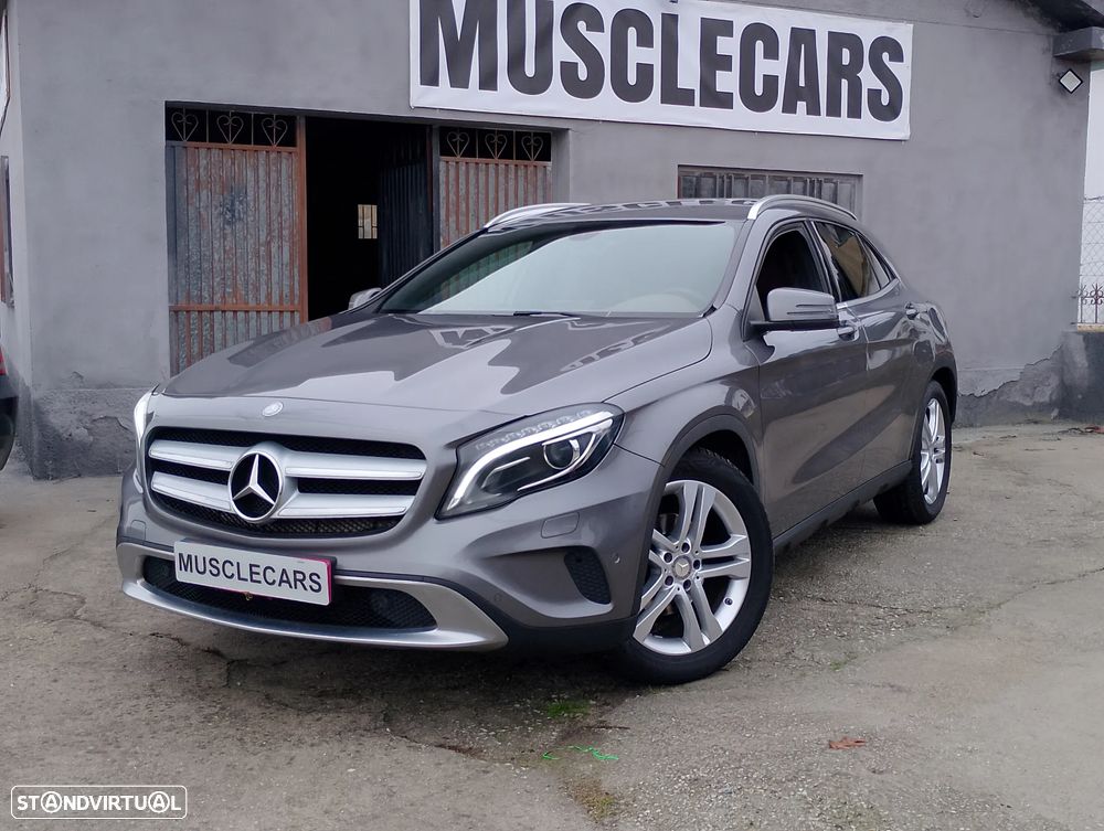 Mercedes-Benz GLA 180 d AMG Line - 1