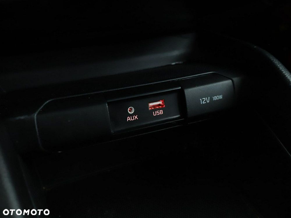 Kia Rio 1.2 Attract - 26