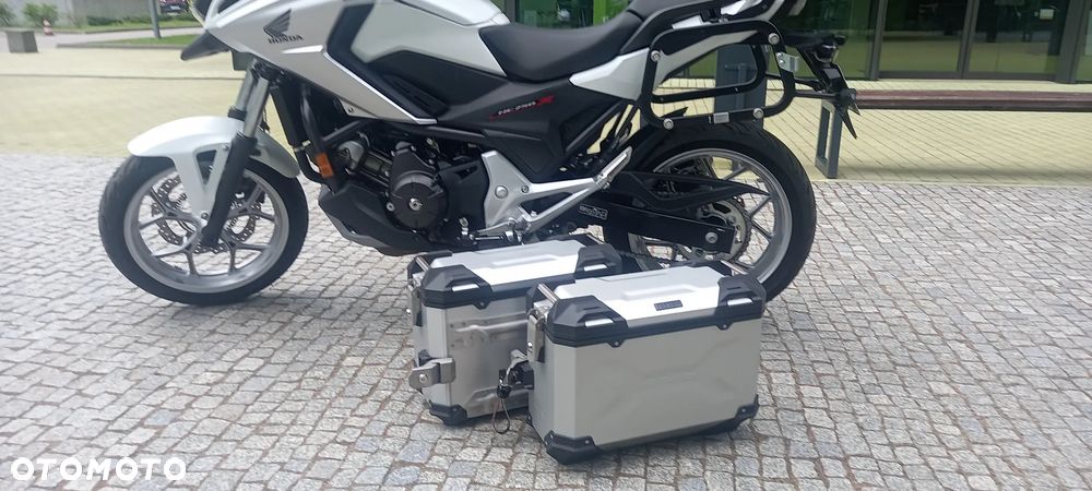 Honda NC - 25