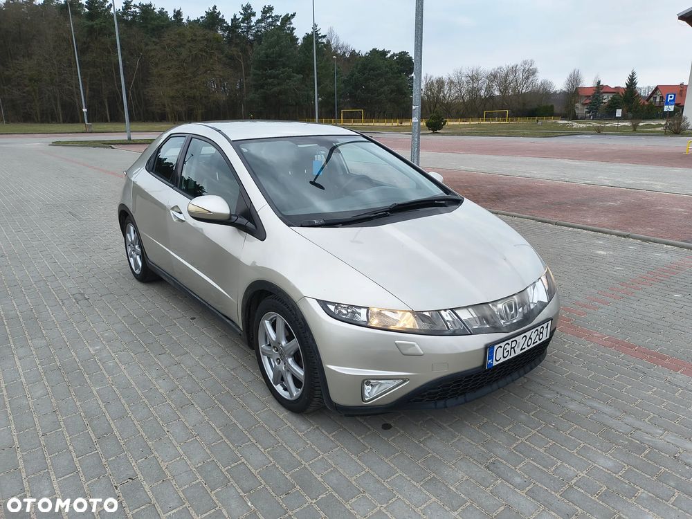 Honda Civic 1.8 Sport - 10