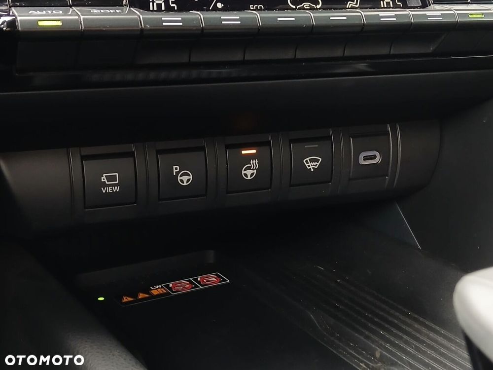Toyota C-HR - 33