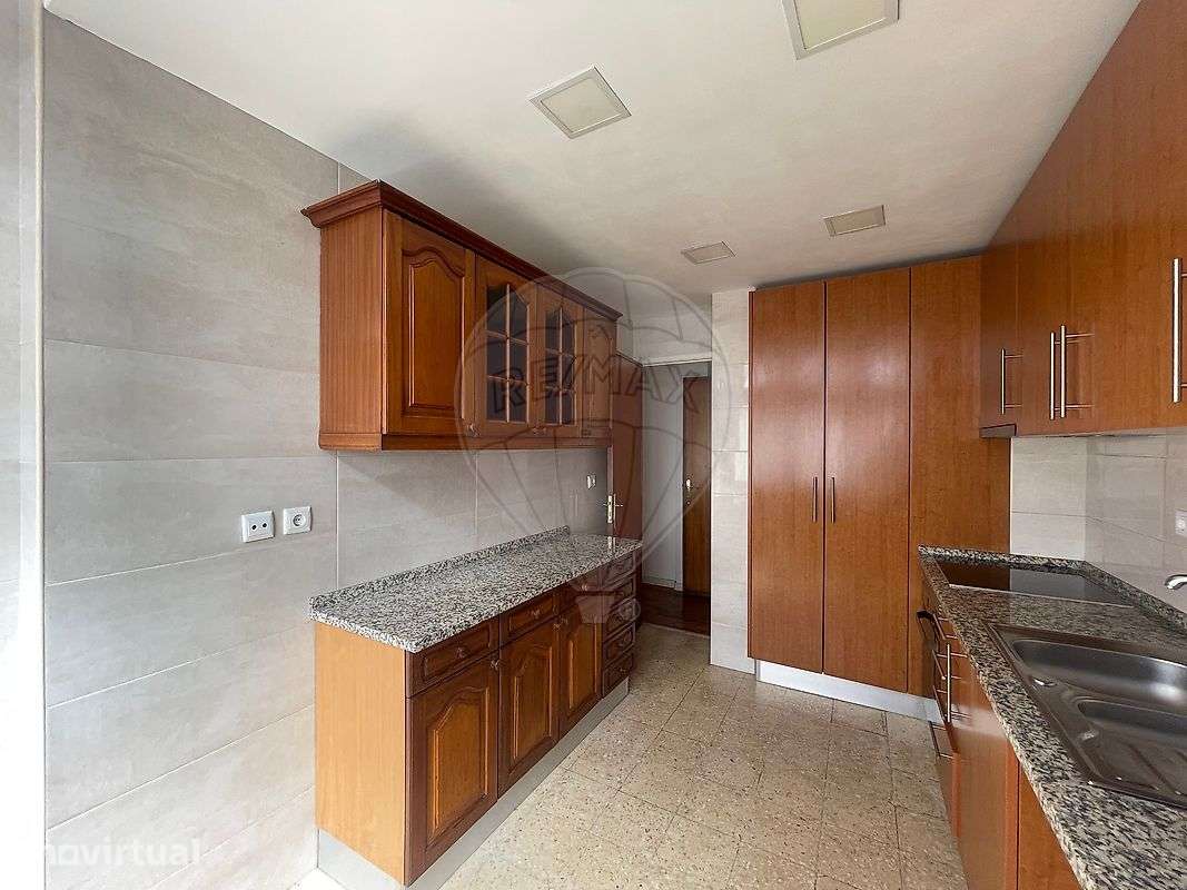 Apartamento T1 para arrendamento - Grande imagem: 2/9