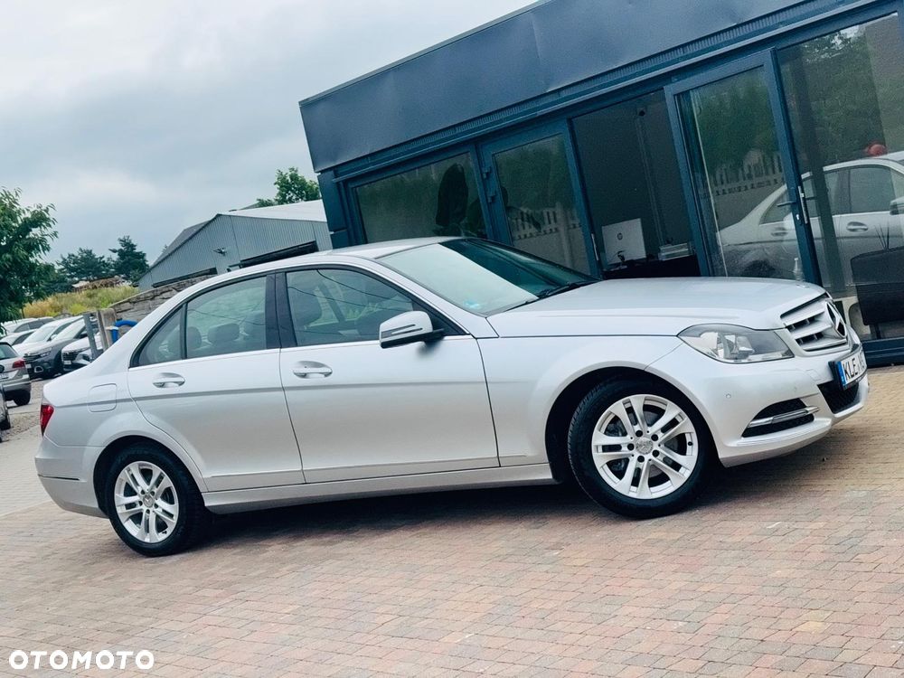 Mercedes-Benz Klasa C 200 Kompressor Avantgarde - 22