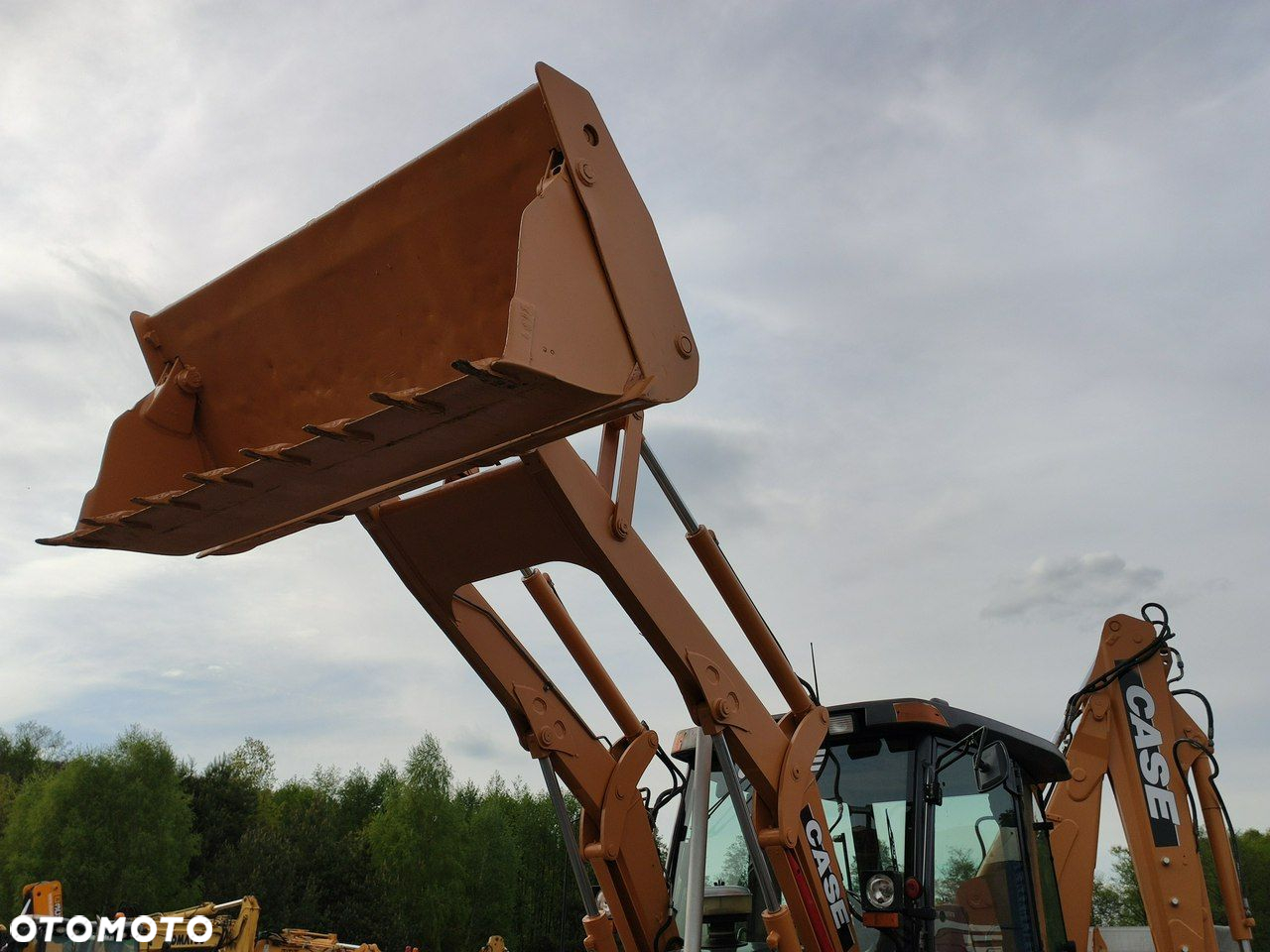 Case 695SR2-4PS - 5