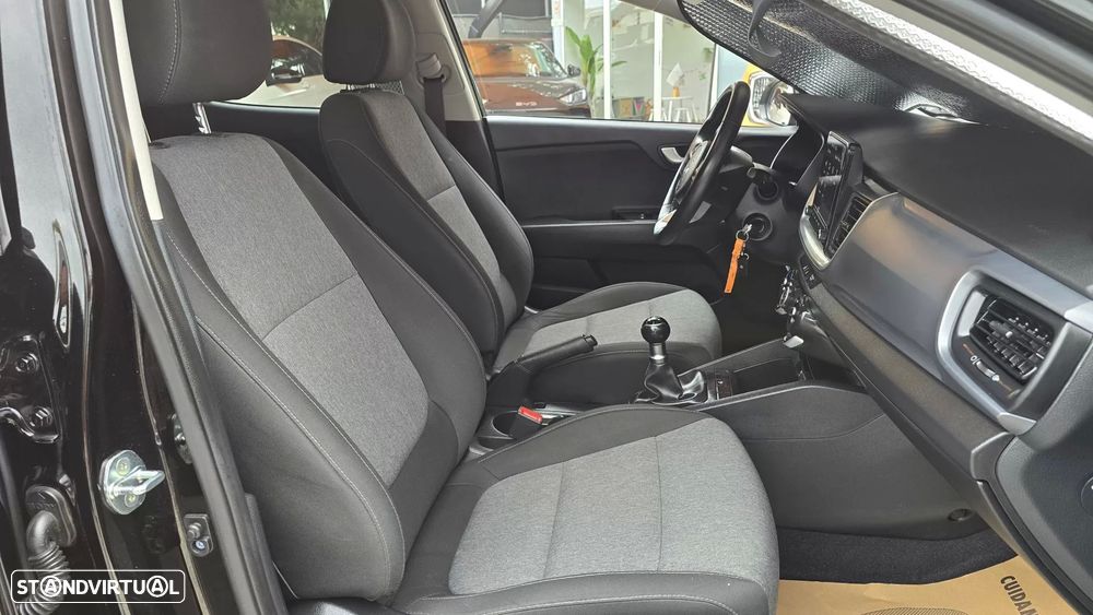 Kia Stonic 1.2 Dynamic - 17
