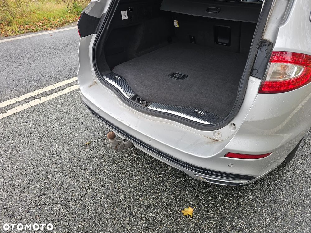 Ford Mondeo - 34