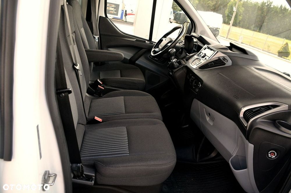Ford Transit Custom - 18