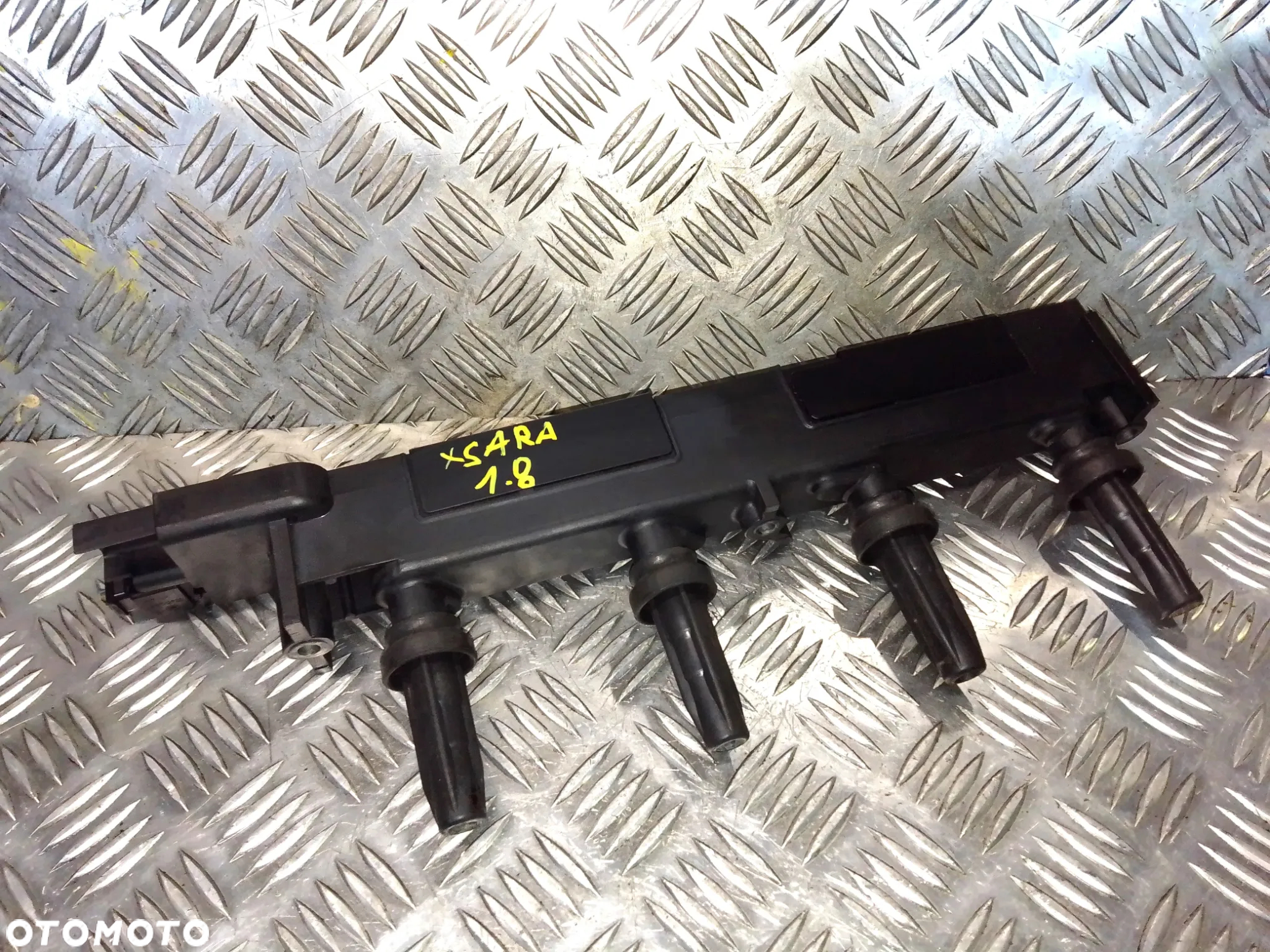 Cewka zapłonowa CITROEN Xsara Picasso 1.8 16v 2526118A - 2