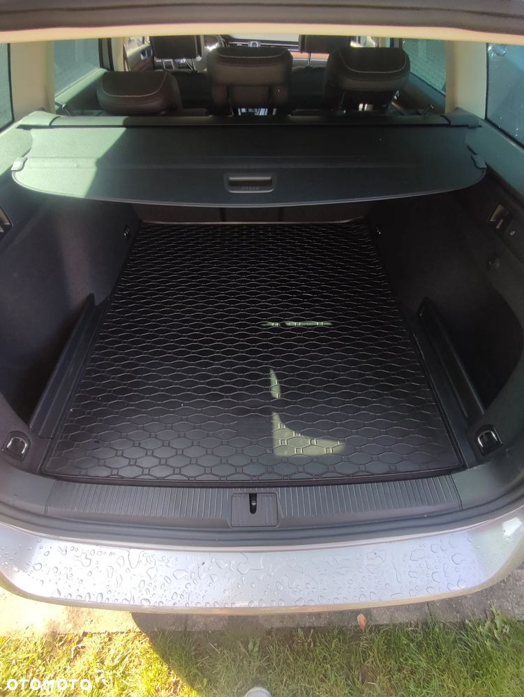 Volkswagen Passat 2.0 TDI SCR DSG Comfortline - 22