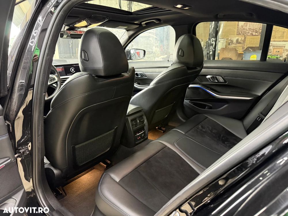 BMW Seria 3 320d xDrive Aut. M Sport - 24