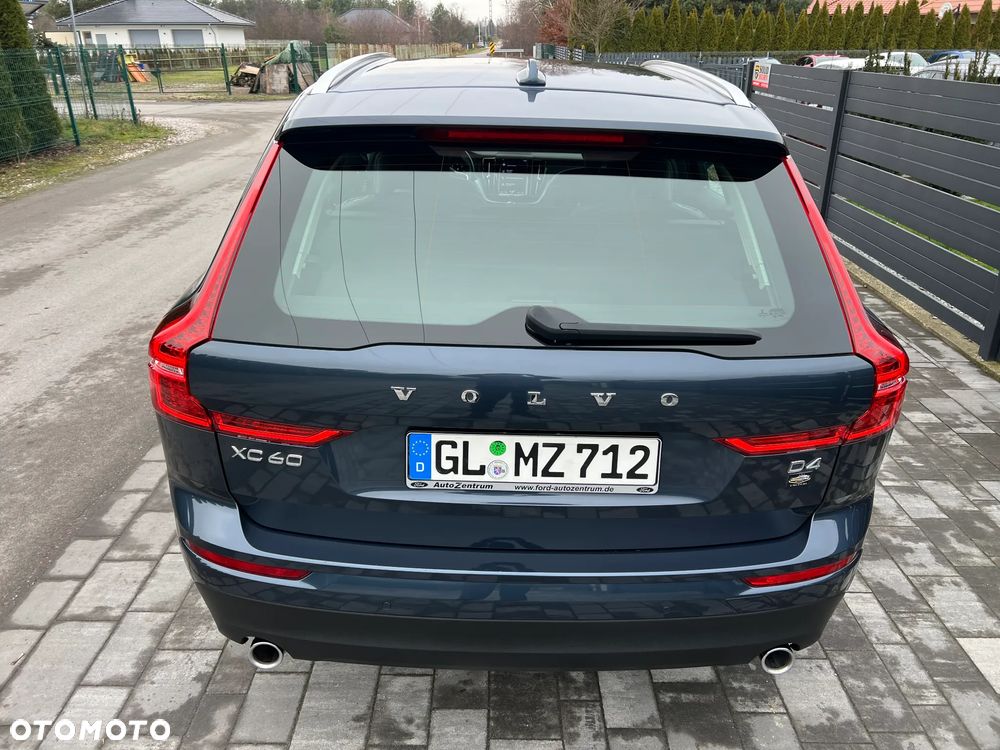 Volvo XC 60 D4 Geartronic Momentum Pro - 12