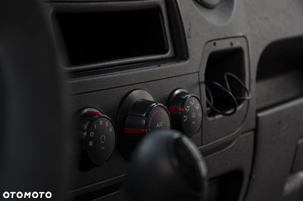 Renault MASTER L2H2 - 38