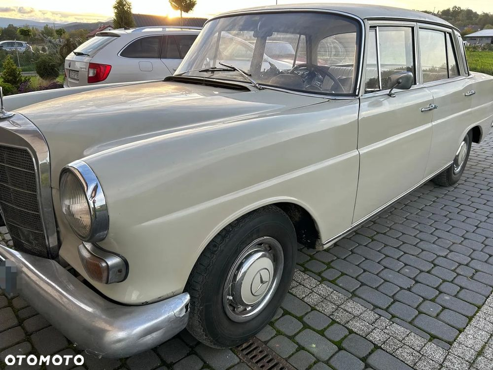 Mercedes-Benz Inny - 4
