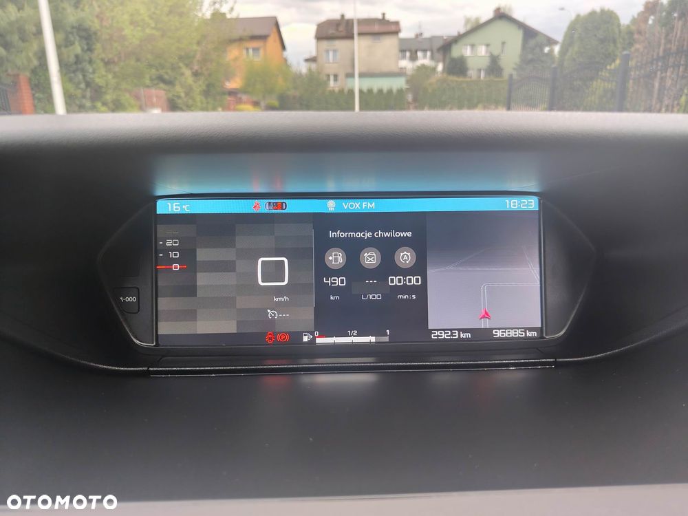 Citroën C4 SpaceTourer PureTech 130 Stop&Start LIVE - 25