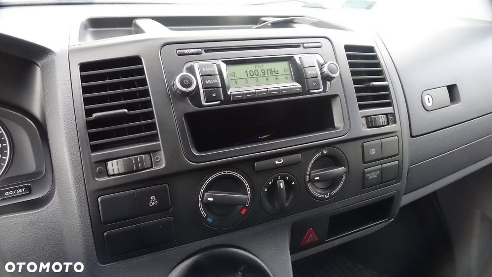 Volkswagen Transporter - 23