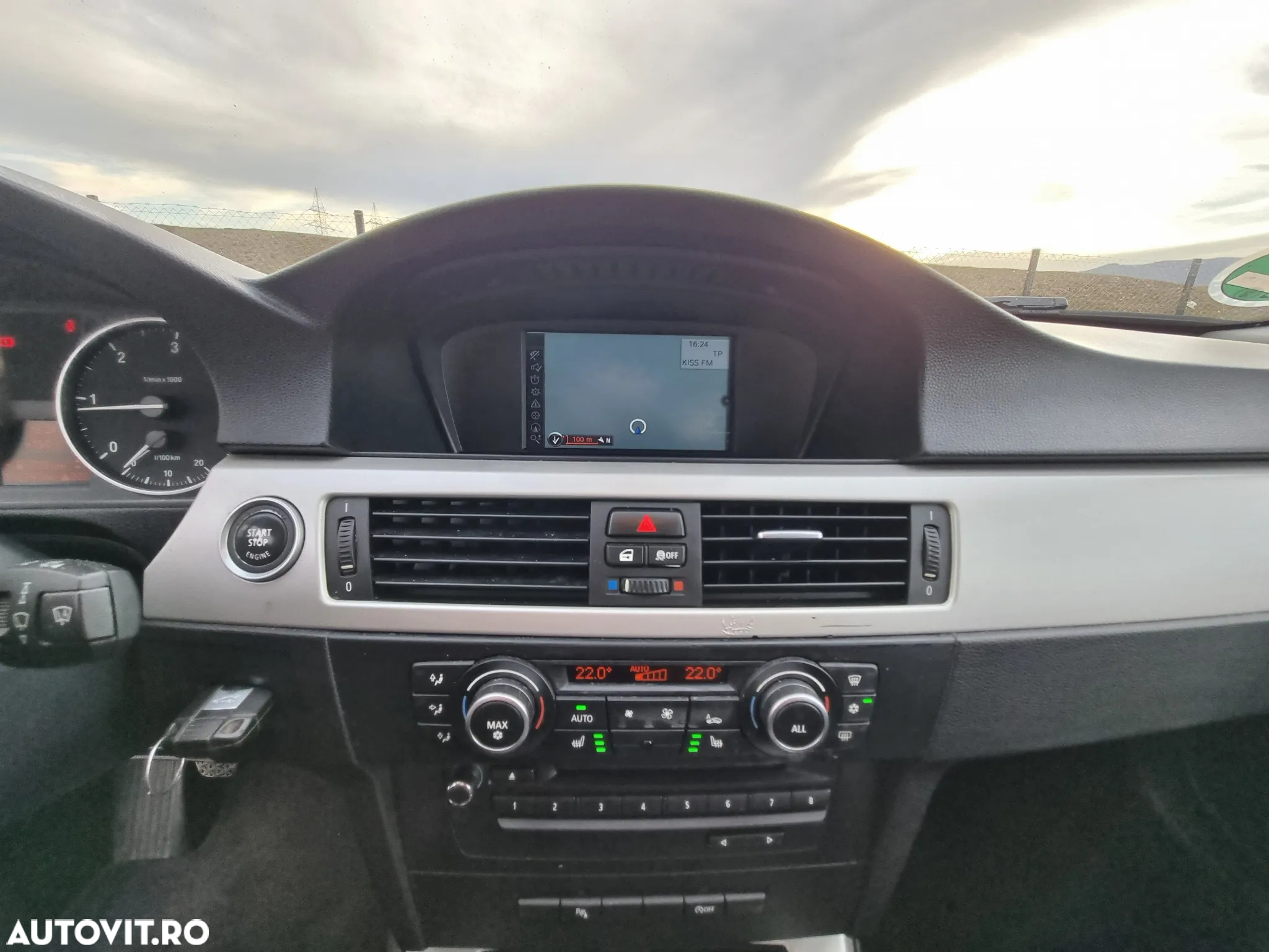 BMW Seria 3 320d DPF Touring - 18