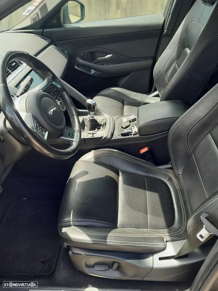Jaguar E-Pace 2.0 i4D R-Dynamic - 3