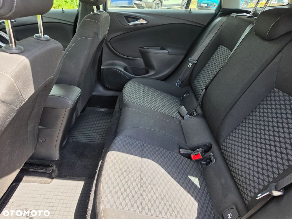 Opel Astra - 10