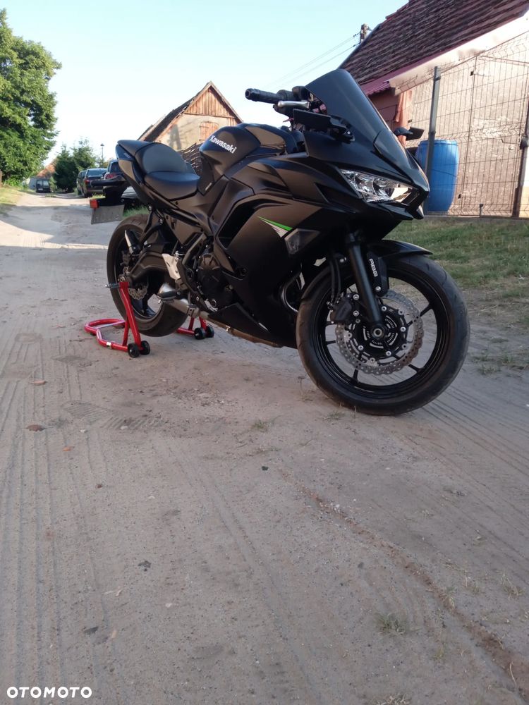 Kawasaki Ninja - 4