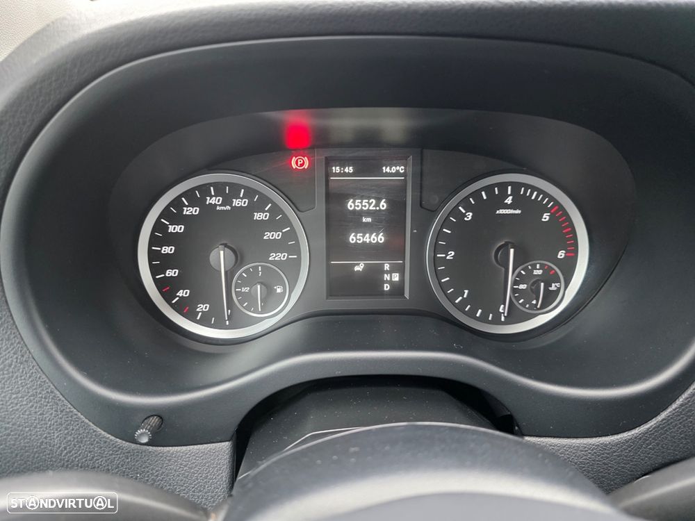 Mercedes-Benz Vito Furgão Longo 114CDI - 10