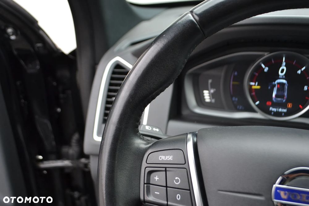 Volvo XC 60 - 31