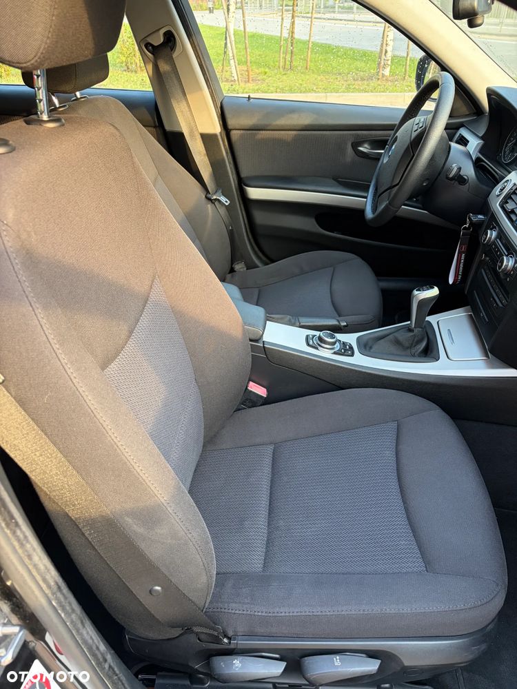 BMW Seria 3 - 16