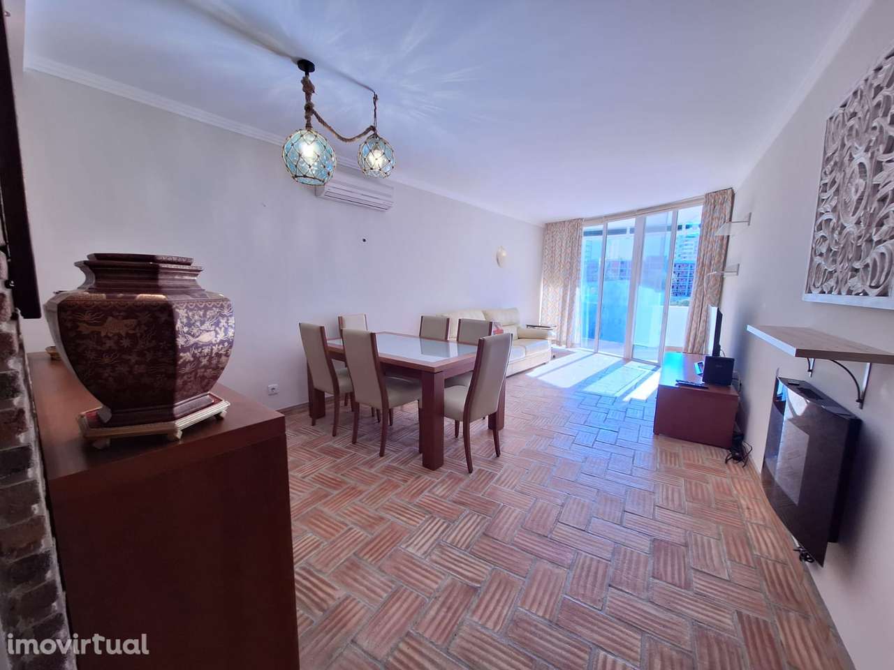 T2 com piscina, garagem e varanda em Portimão - Grande imagem: 5/12