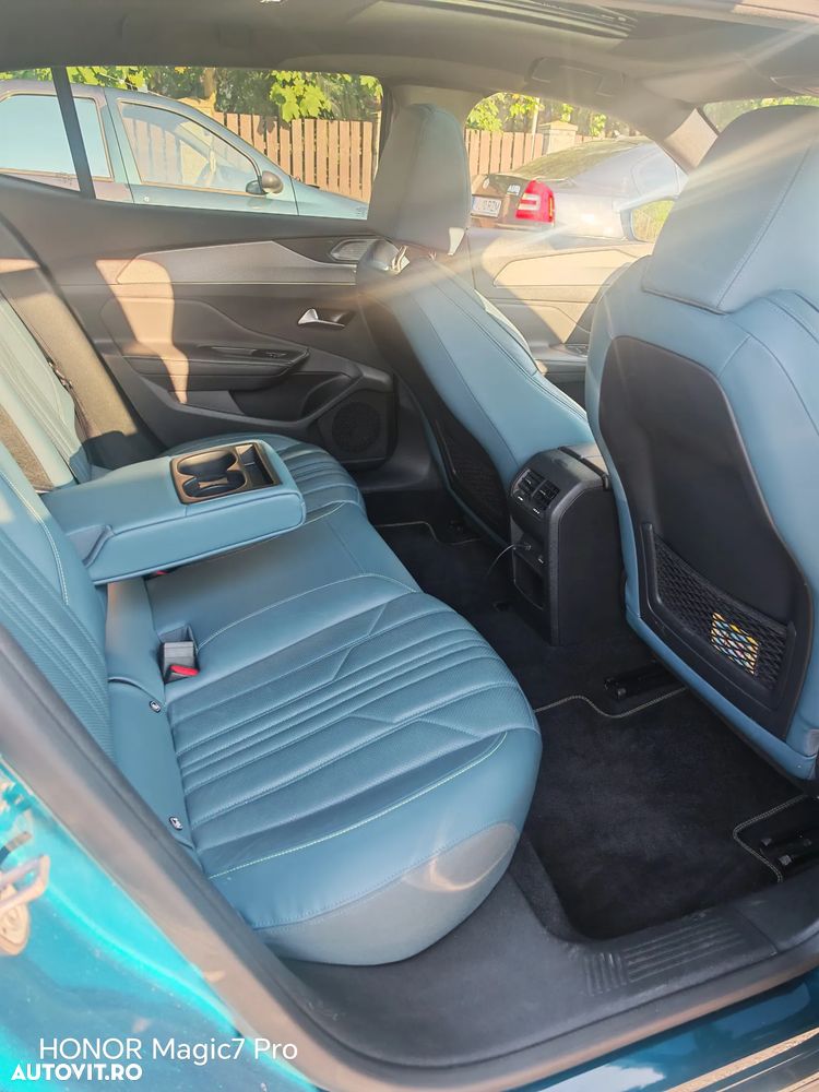 Peugeot 408 1.6L 225 PHEV GT - 5