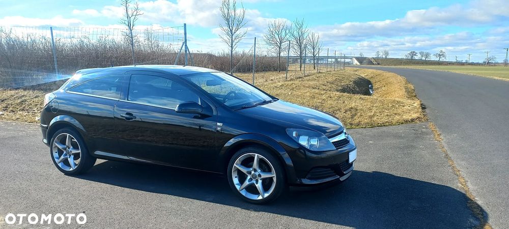 Opel Astra 1.6 Edition 111 Jahre - 1