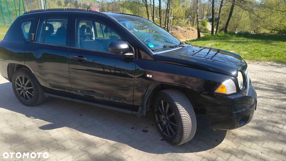 Jeep Compass - 2