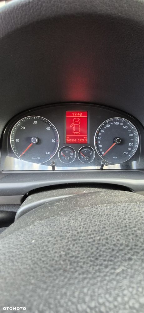 Volkswagen Touran 2.0 TDI Highline - 7
