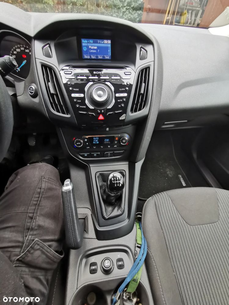 Ford Focus 1.0 EcoBoost Titanium - 12