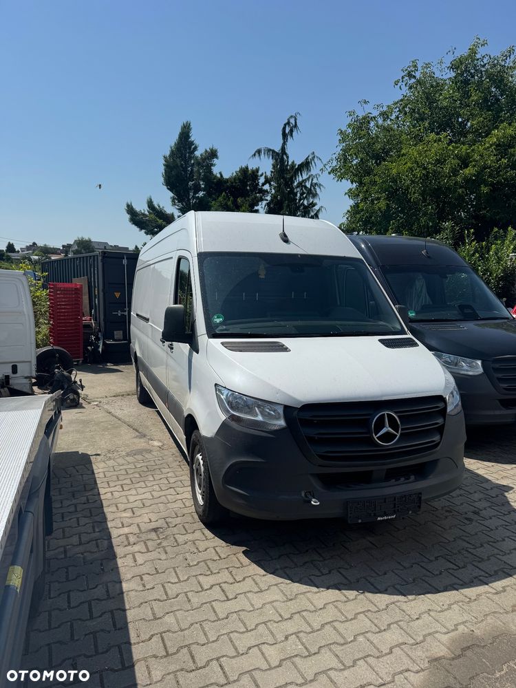 Mercedes-Benz Sprinter 319 max - 9
