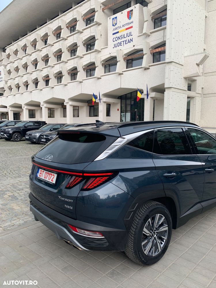 Hyundai Tucson - 2