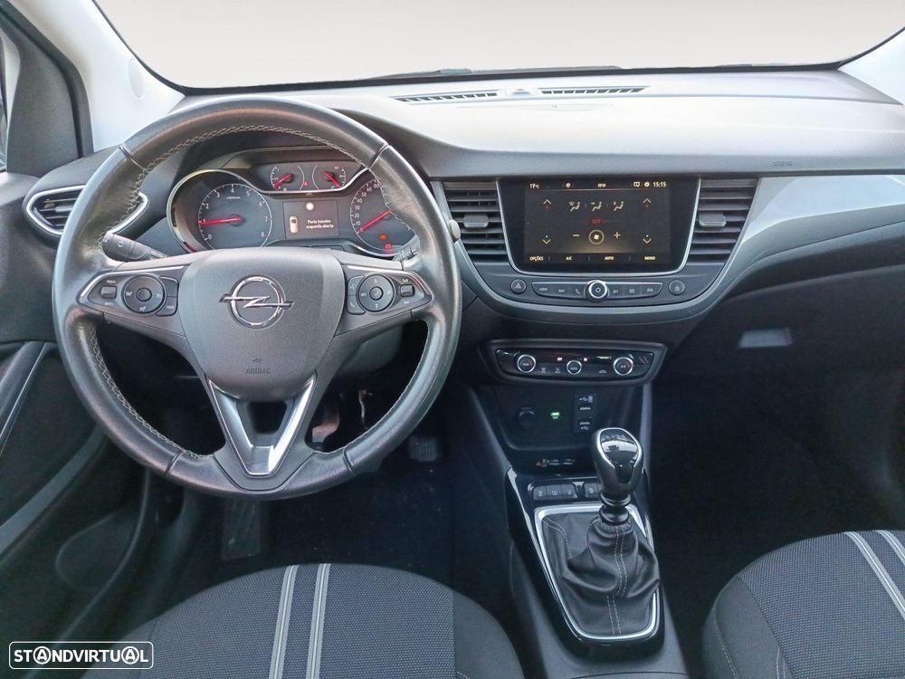 Opel Crossland 1.2 T Design & Tech - 10